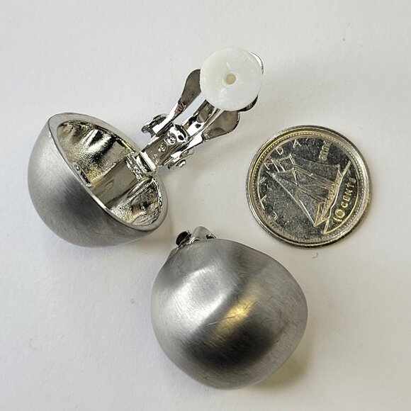 Grey Clip On Earrings Silver Grey Clip On Earrings - Picture 2 of 3